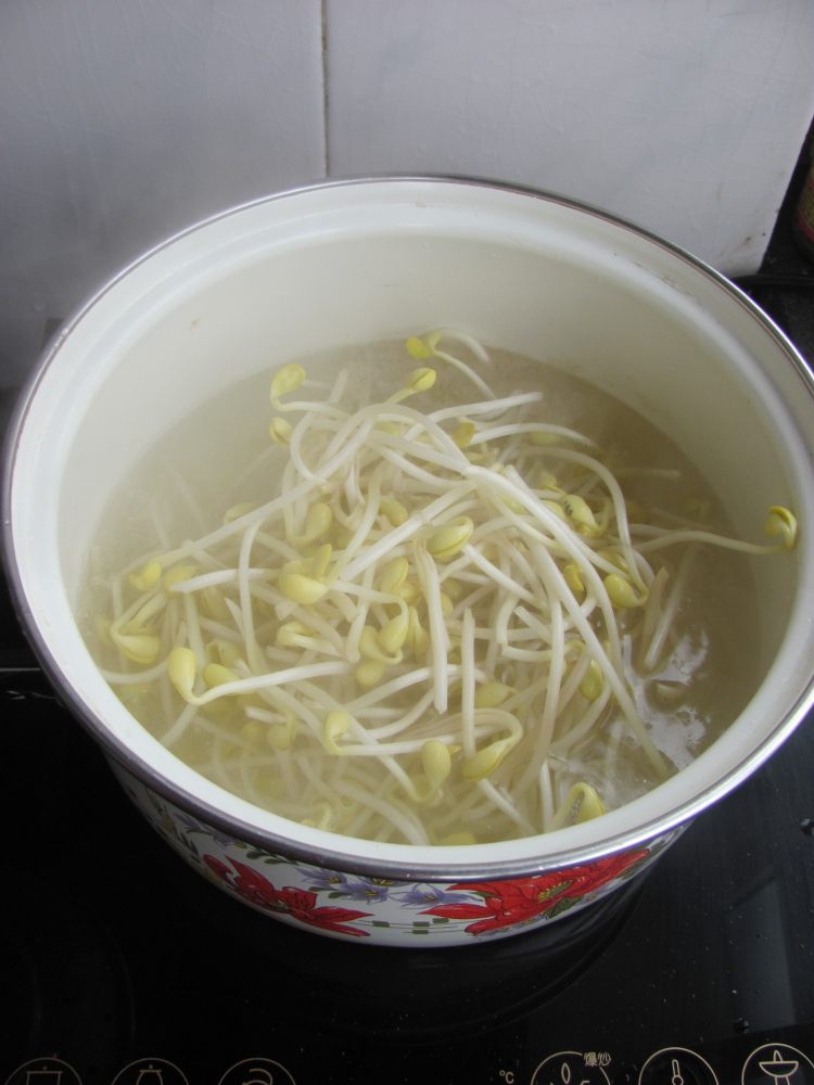 韩式豆芽汤步骤6