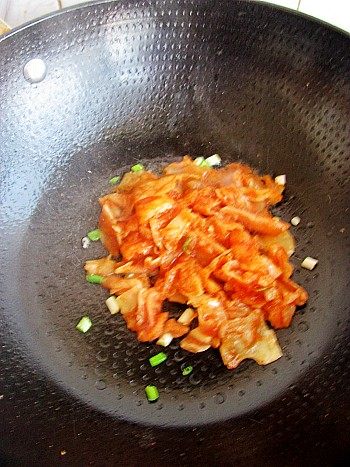 韩式泡菜炒年糕步骤4
