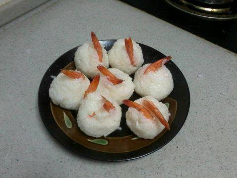 虾仁紫菜包饭步骤15