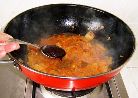 韩式泡菜豆腐煲步骤6