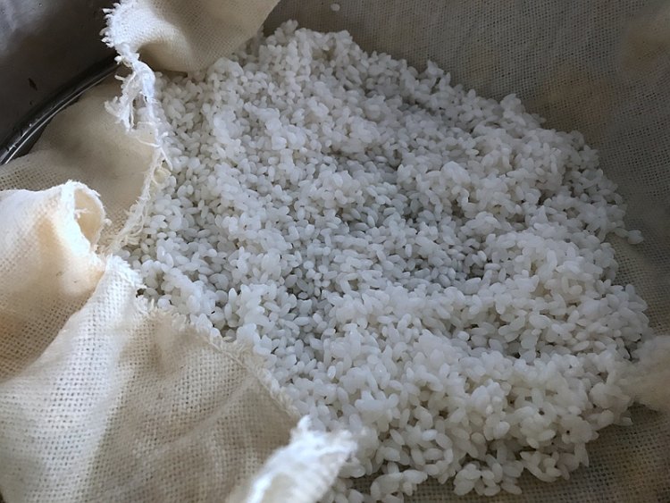 芒果糯米饭步骤2