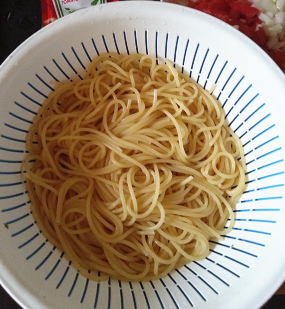 虾仁番茄炒意大利面步骤5