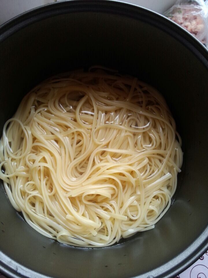 香菇肉酱意大利面步骤3