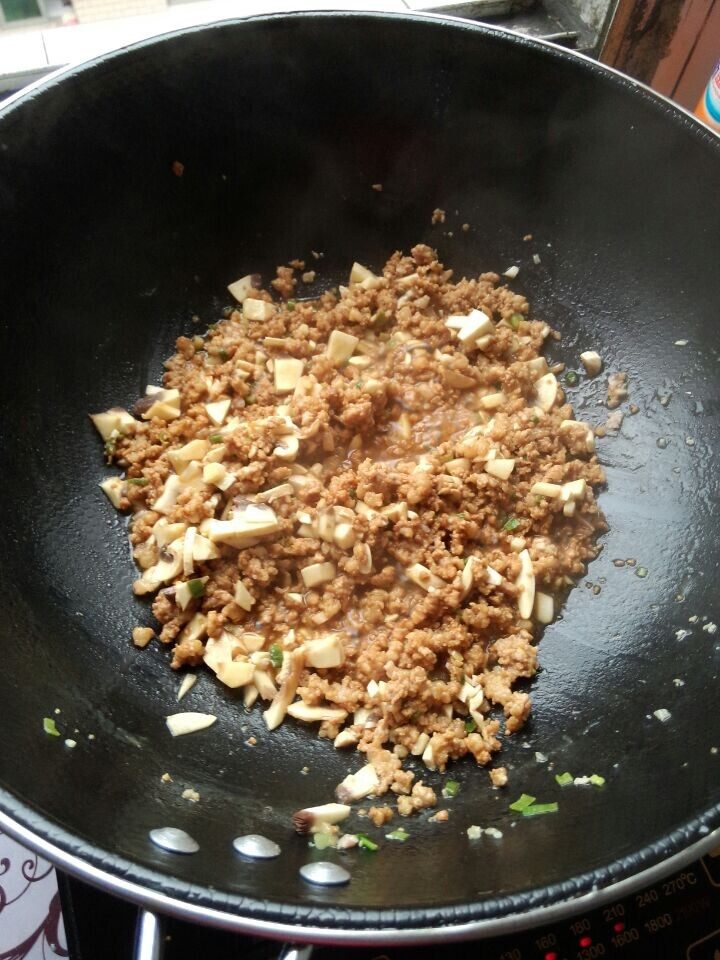 香菇肉酱意大利面步骤9