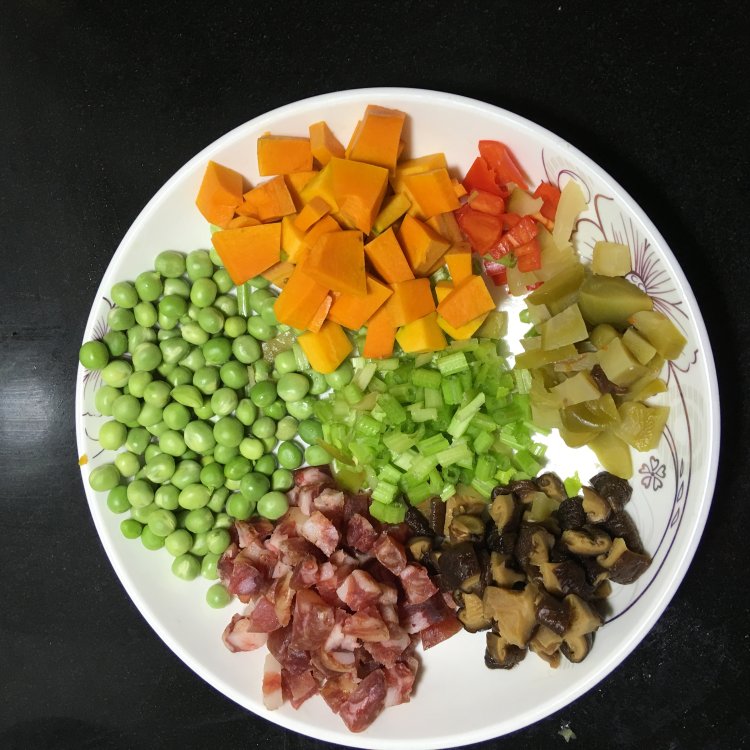 香肠菠萝八宝饭步骤6