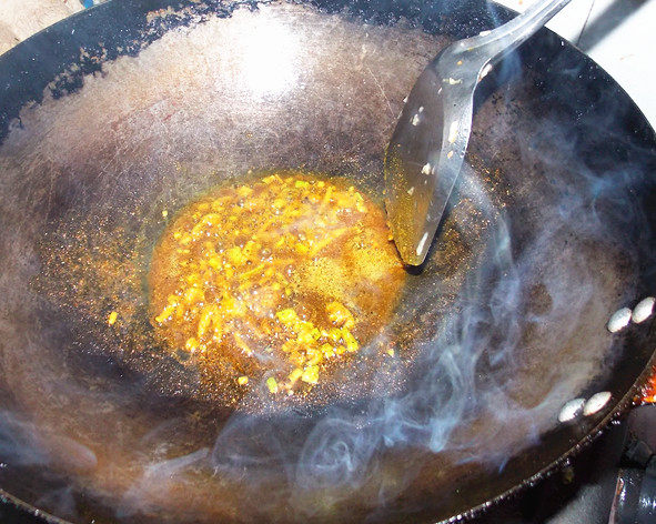 咖喱土豆胡萝卜丝步骤6
