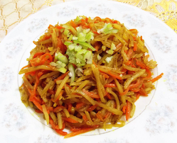 咖喱土豆胡萝卜丝步骤8