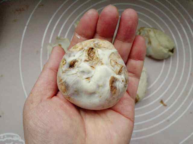 老北京芝麻酱烧饼步骤10