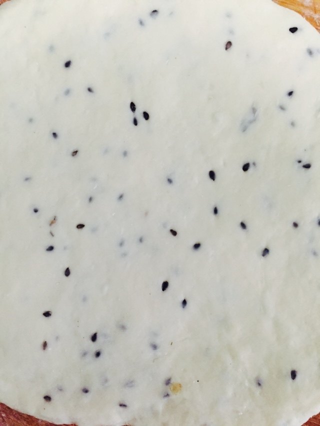黑芝麻排叉步骤3