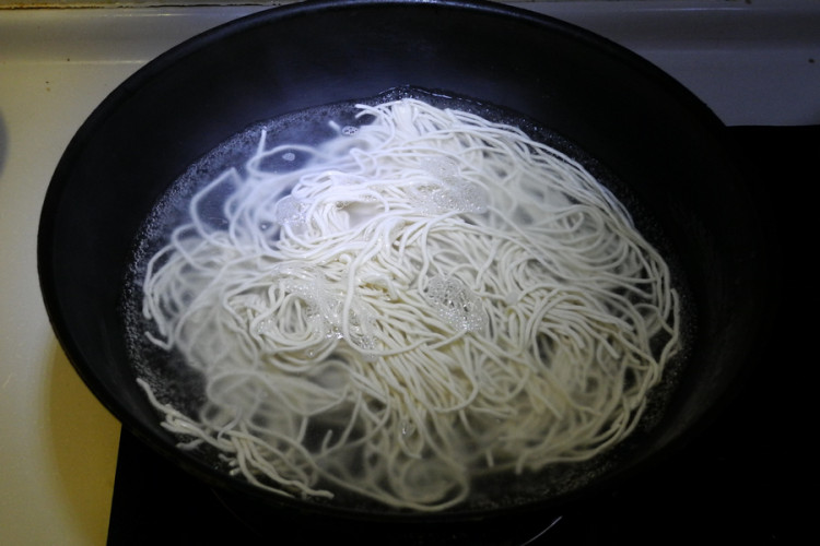 茄子汆儿面步骤11