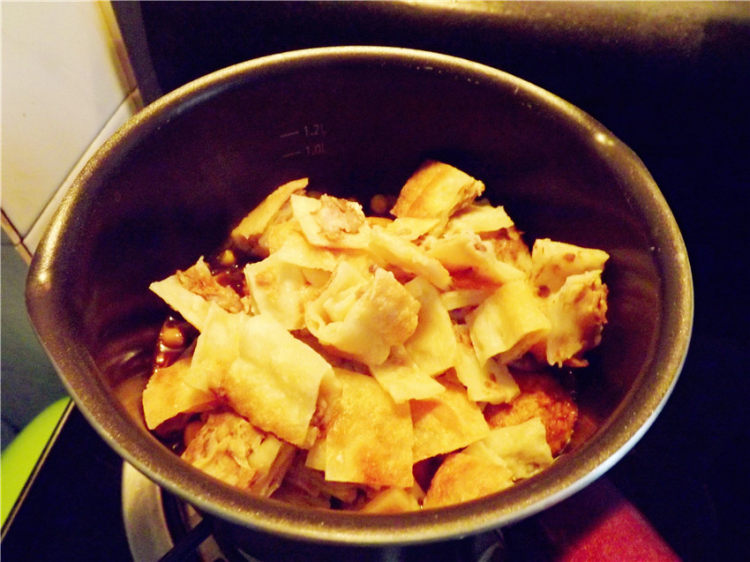卤煮肉饼步骤9