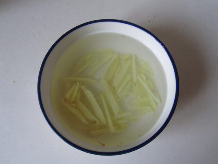 姜汁排叉步骤1