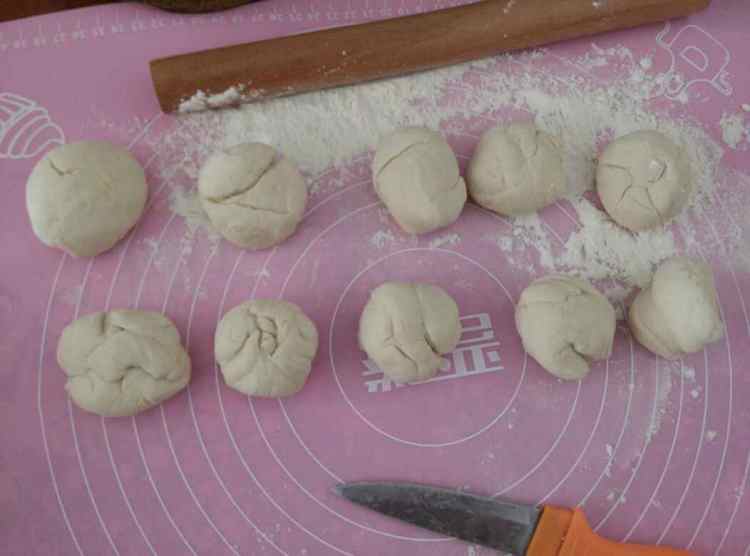 生煎大肉包步骤3
