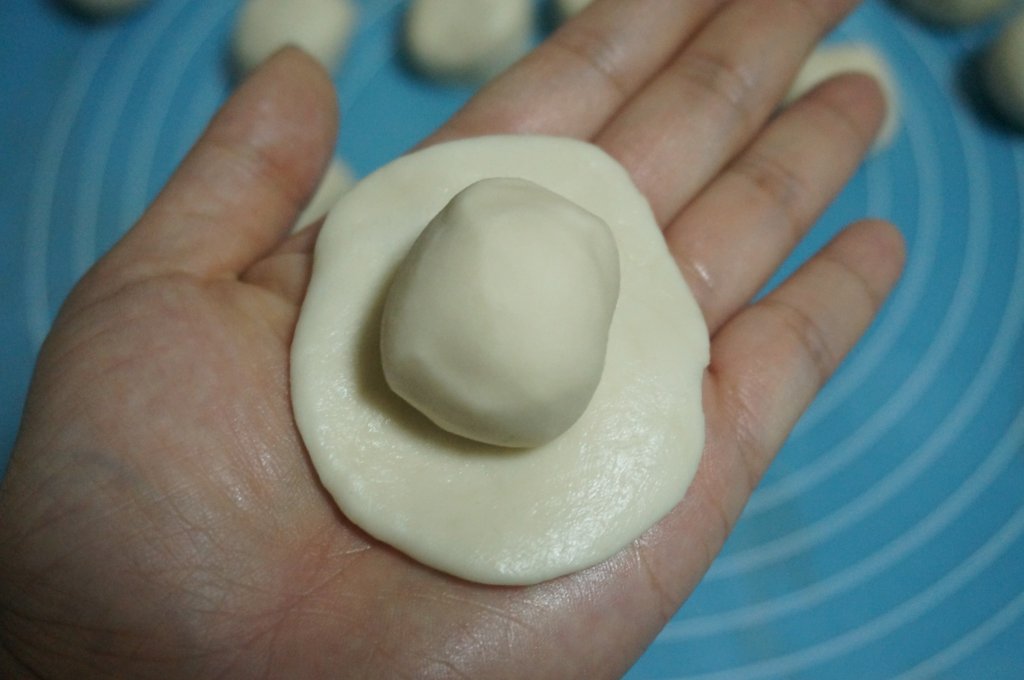 榨菜鲜肉月饼步骤8