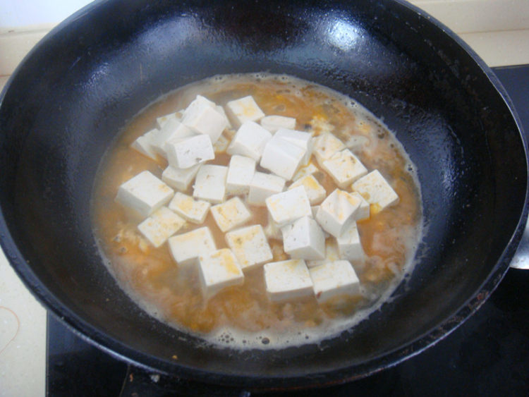蟹粉豆腐步骤10