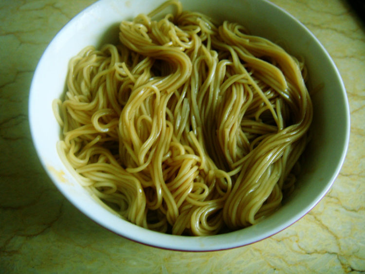 上海葱油拌面步骤2