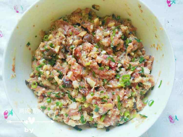 香菇猪肉抄手步骤4