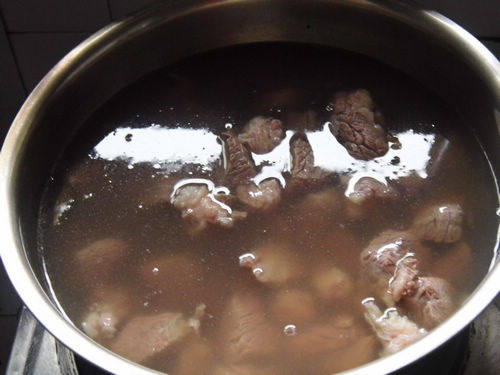 老四川牛肉米线步骤2