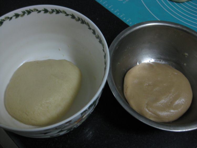 绿豆沙馅苏式月饼步骤1