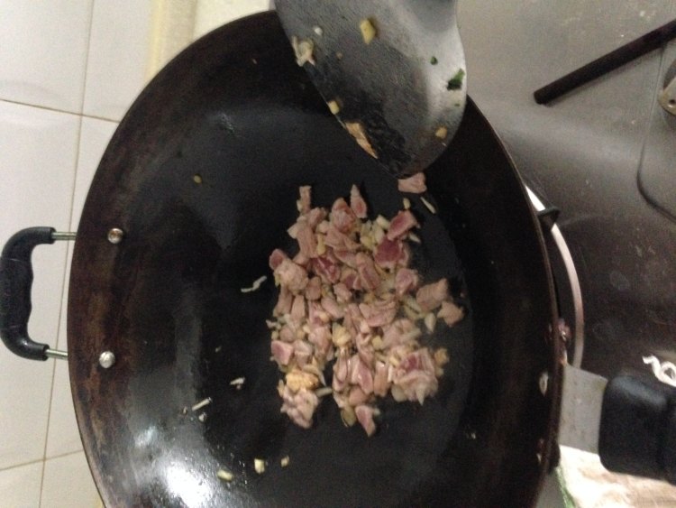 苦瓜小炒肉步骤5