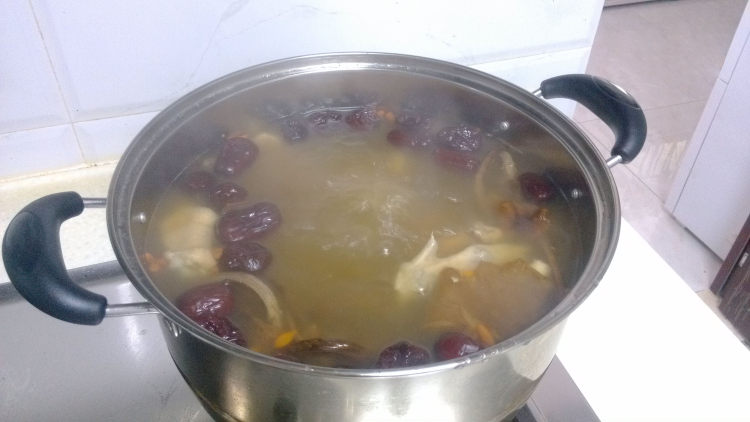 茶树菇炖土鸡步骤5