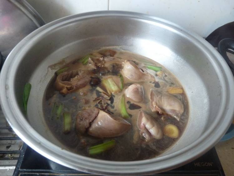 姜汁猪心步骤6