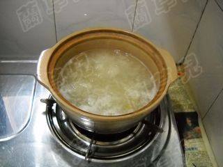 银耳豆腐花步骤5