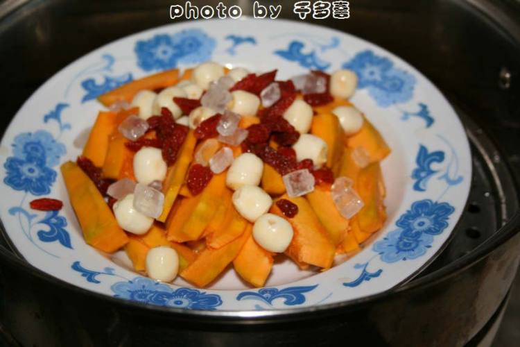 冰糖莲子蒸南瓜步骤6