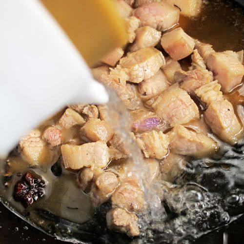 桂圆当归炖肉步骤4