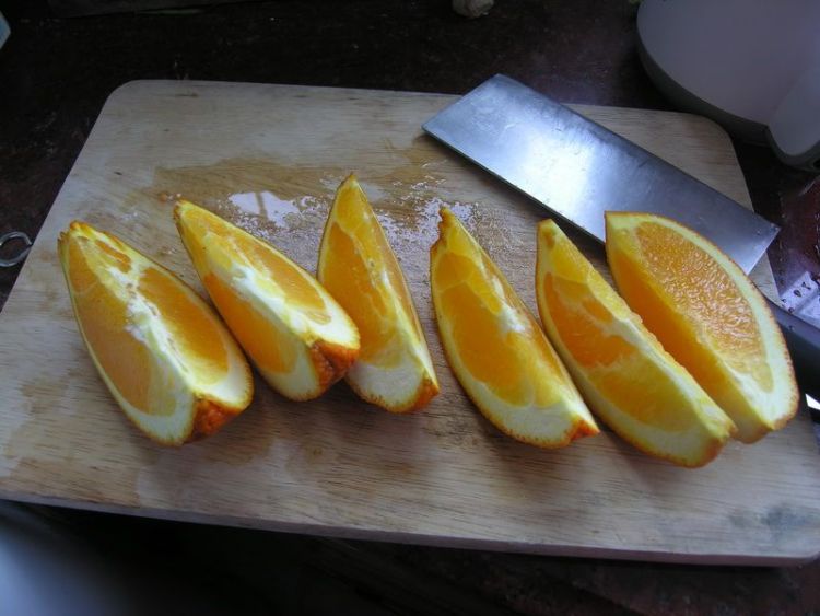 香橙银耳糖水步骤1