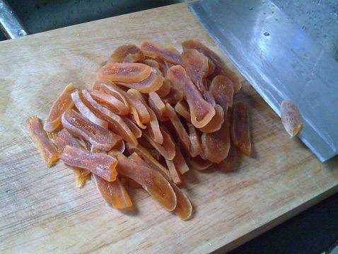 红枣银耳杮饼甜汤步骤5
