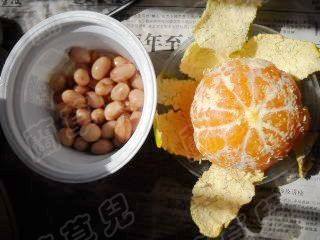 润燥之蜜橘枸杞银耳羹步骤2