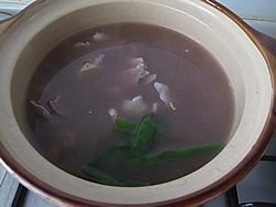 虫草枸杞猪心汤步骤4