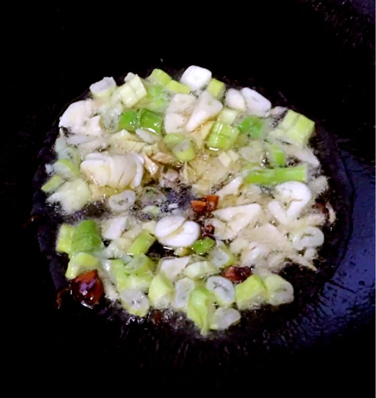 雪里蕻炖豆腐步骤6