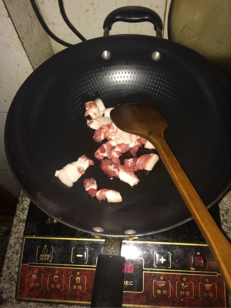 胶东巴蛸炖菜步骤1