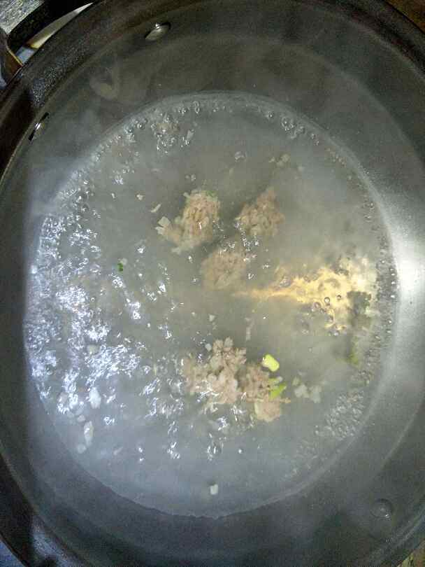 白玉肉丸汤步骤5