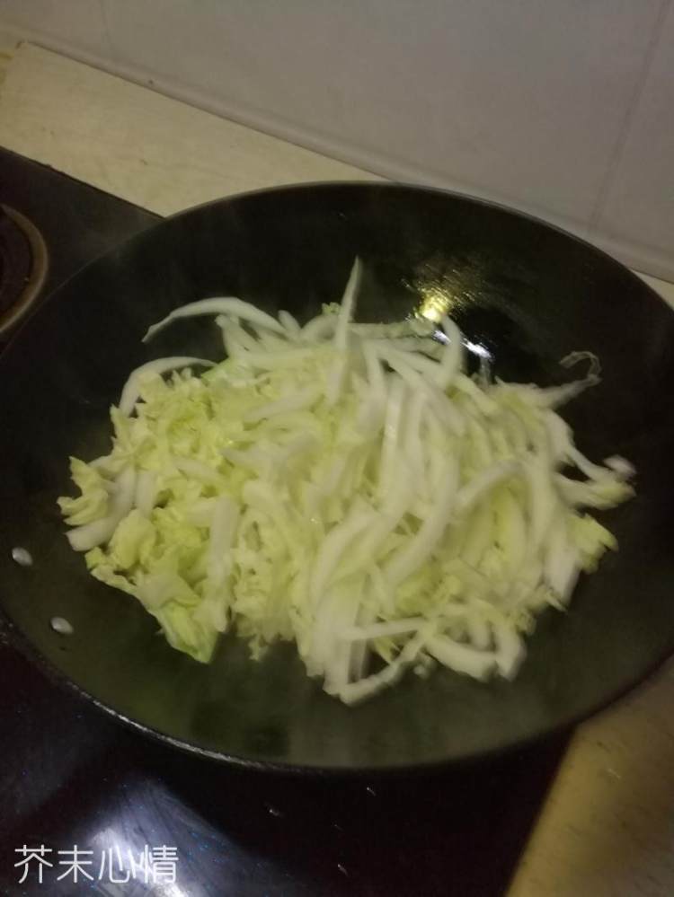 白菜香菇肉丸煲步骤4