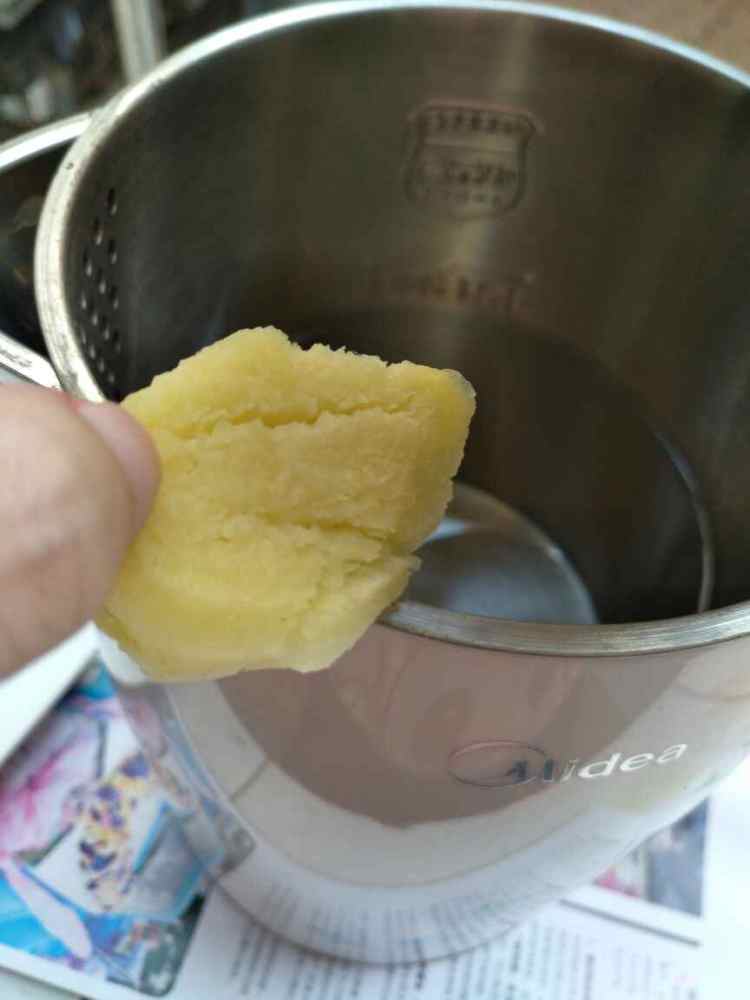 红枣枸杞姜糖茶步骤4