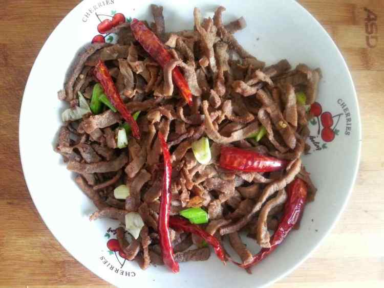 自制香辣牛肉条步骤1
