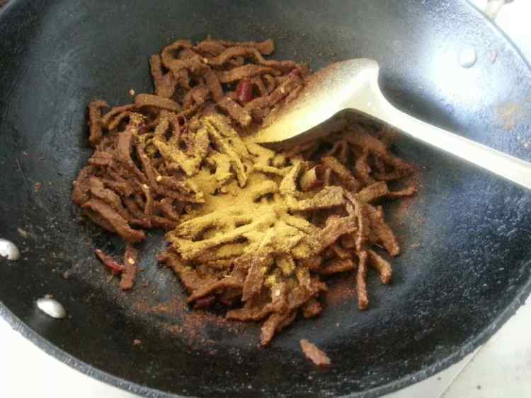 自制香辣牛肉条步骤9