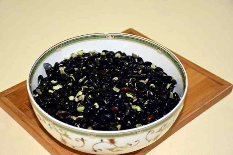黑糖黑豆花步骤1