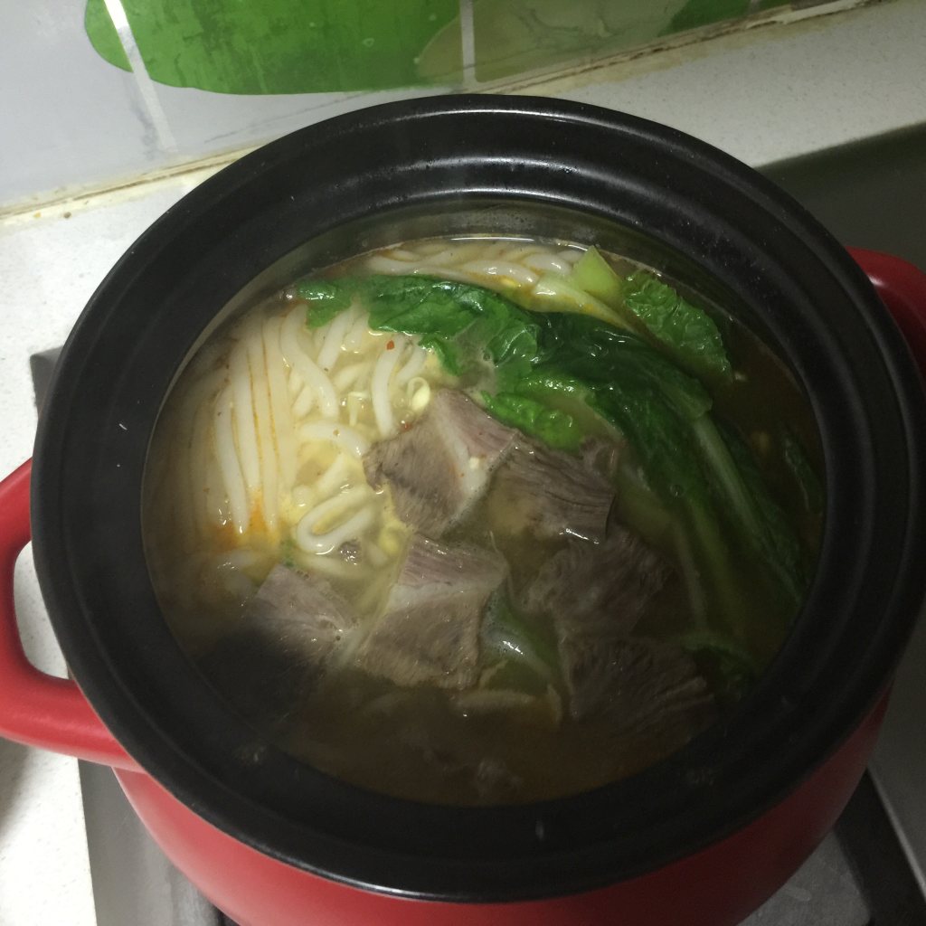 牛肉粉条麻辣砂锅步骤11
