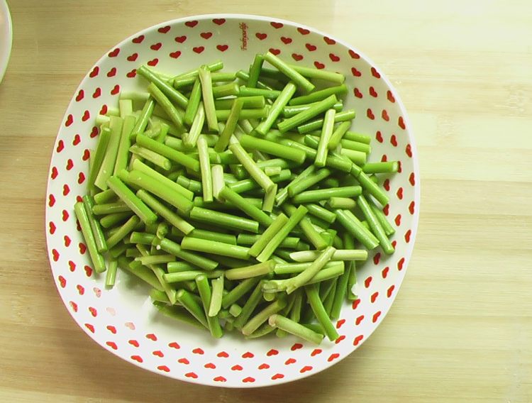 蒜苔炒羊肉步骤4