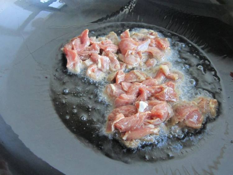 小炒羊肉步骤5