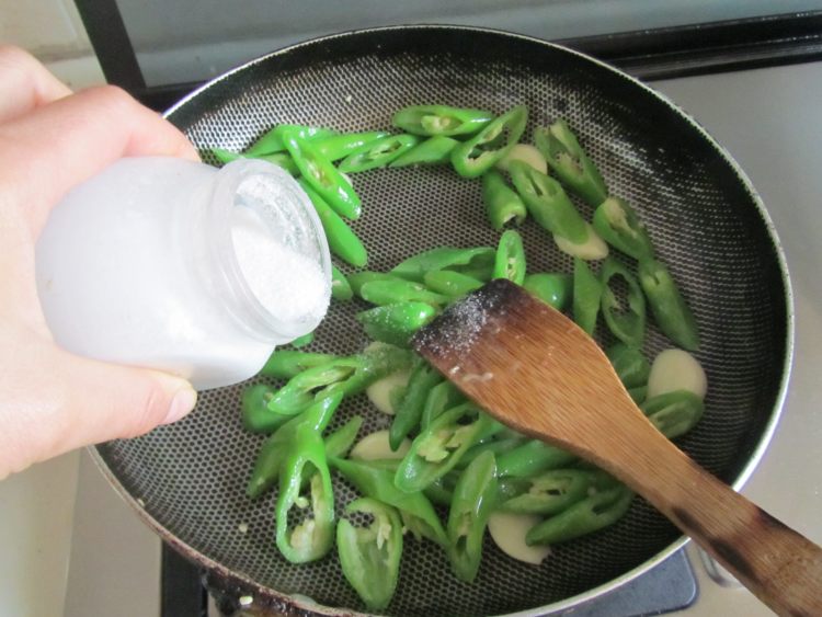杭椒小炒牛肉步骤9