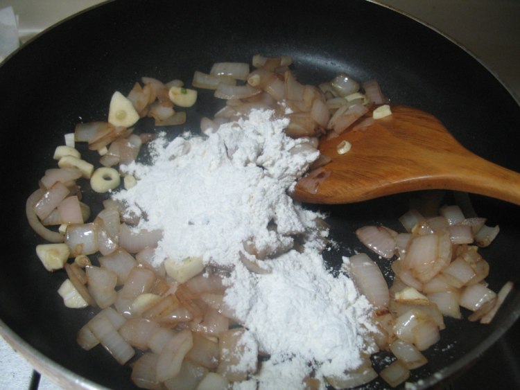 红酒炖牛肉步骤5