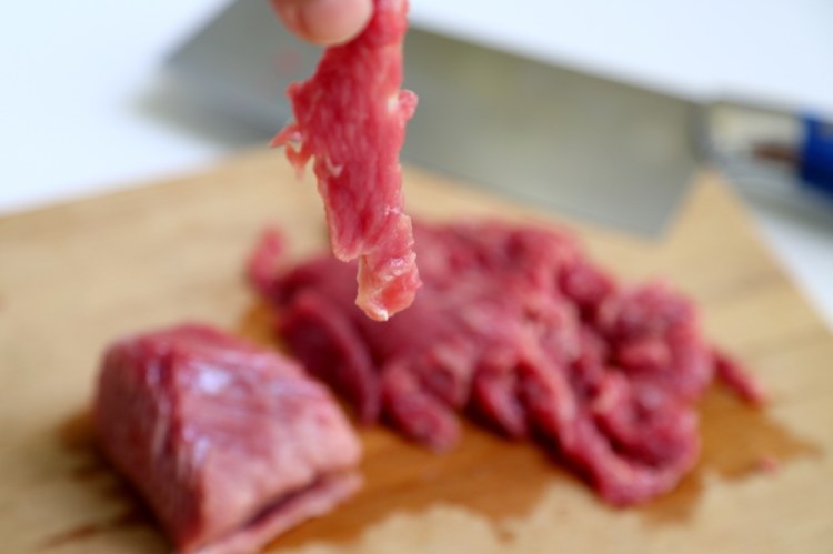 杂蔬炒牛肉步骤5