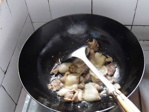 砂锅瘦肉萝卜丝汤步骤6
