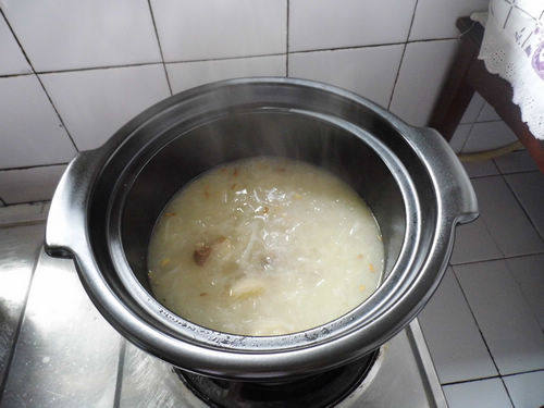砂锅瘦肉萝卜丝汤步骤10