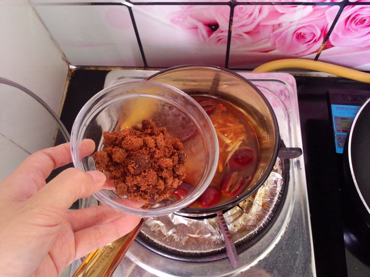 姜椒红枣茶步骤6